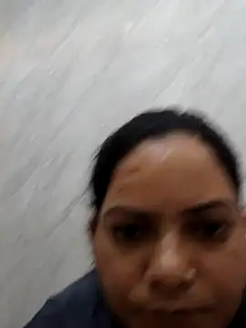 Snapshot of Anushka_Singh0 chatting on June 2026 01:11:02 AM Anushka Singh0 online show from June 2026 01:11:02 AM
