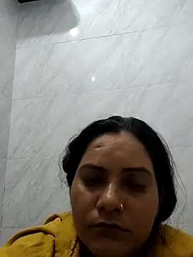 Snapshot of Anushka_Singh0 chatting on July 2026 04:21:01 PM Anushka Singh0 online show from July 2026 04:21:01 PM