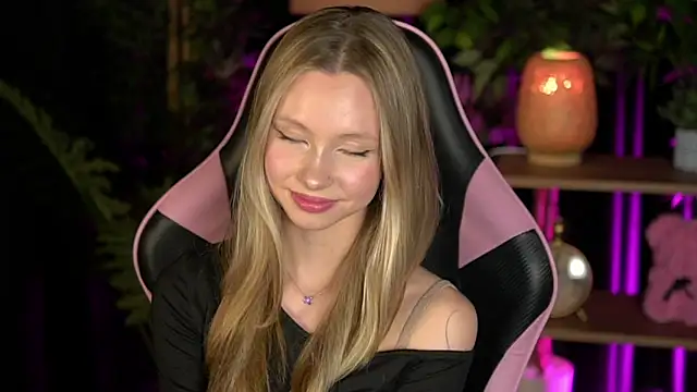 SweetDaisy me online show from February 2026 09:39:01 AM