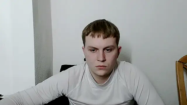 Snapshot of MrHeat_ chatting on February 2026 09:21:01 PM MrHeat online show from February 2026 09:21:01 PM