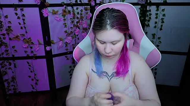 kitsune little online show from May 2026 10:30:01 PM