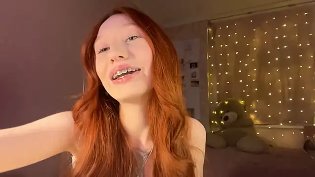 Snapshot of stella_foxi chatting on February 2026 04:25:02 PM stella foxi online show from February 2026 04:25:02 PM