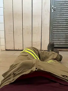 Nickysfd01 online show from April 2026 02:21:01 PM