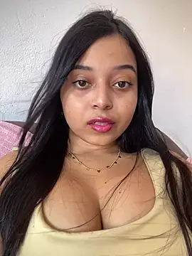 Emmily hott online show from June 2026 05:29:02 PM