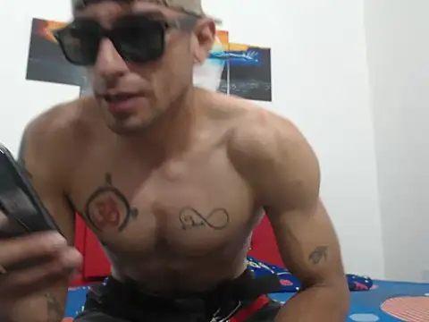 Snapshot of blake_cruz08 chatting on February 2026 12:17:02 AM blake cruz08 online show from February 2026 12:17:02 AM