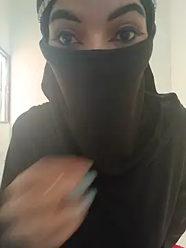 Snapshot of aminaa_ chatting on July 2026 07:30:01 PM aminaa online show from July 2026 07:30:01 PM