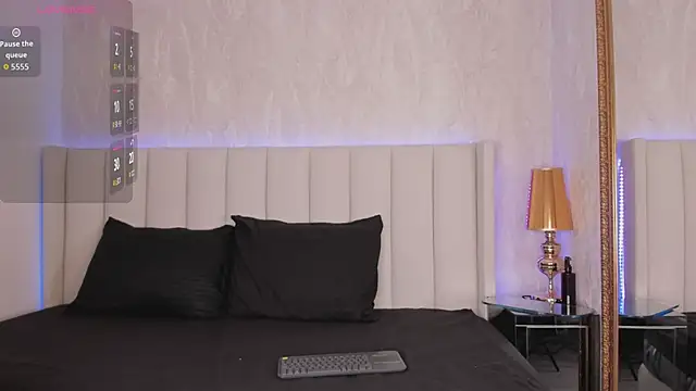 Snapshot of angelina_honey_ chatting on February 2026 03:49:02 AM angelina honey online show from February 2026 03:49:02 AM