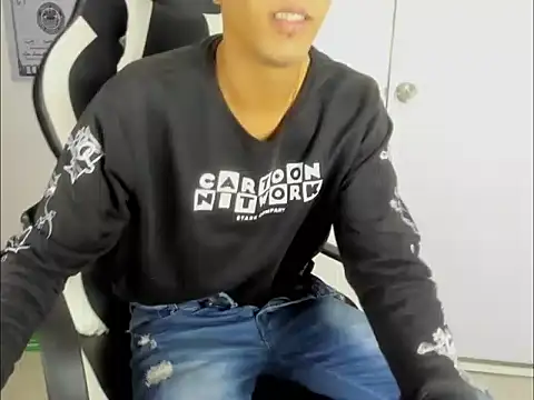 Snapshot of badboy_master chatting on April 2026 04:34:01 AM badboy master online show from April 2026 04:34:01 AM