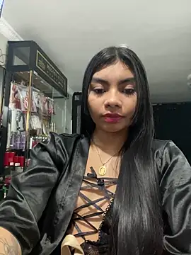 eimmy  skinny online show from April 2026 12:15:02 AM