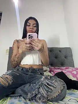 Snapshot of eimmy__skinny chatting on May 2026 05:58:02 AM eimmy skinny online show from May 2026 05:58:02 AM