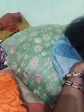 tamilkaviya431 online show from May 2026 10:47:01 AM
