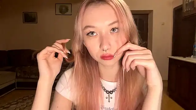 Snapshot of PinkTraible chatting on February 2026 01:07:02 PM PinkTraible online show from February 2026 01:07:02 PM