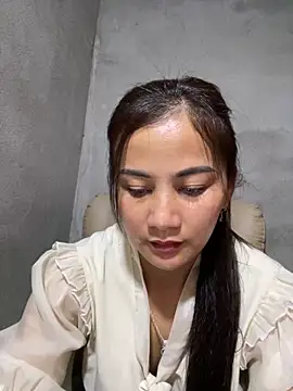 Snapshot of Tina-hotsx chatting on February 2026 05:39:02 AM Tina-hotsx online show from February 2026 05:39:02 AM