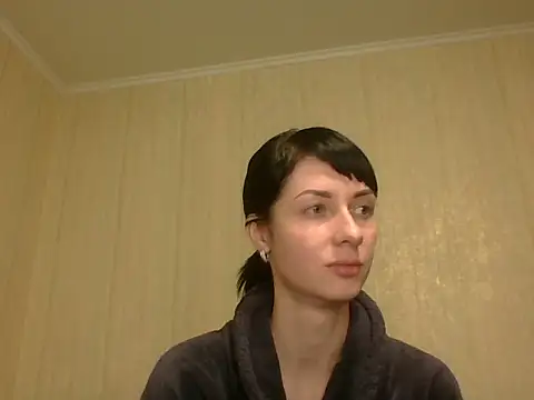 Snapshot of _OnyxQueen_ chatting on February 2026 06:47:02 PM OnyxQueen online show from February 2026 06:47:02 PM