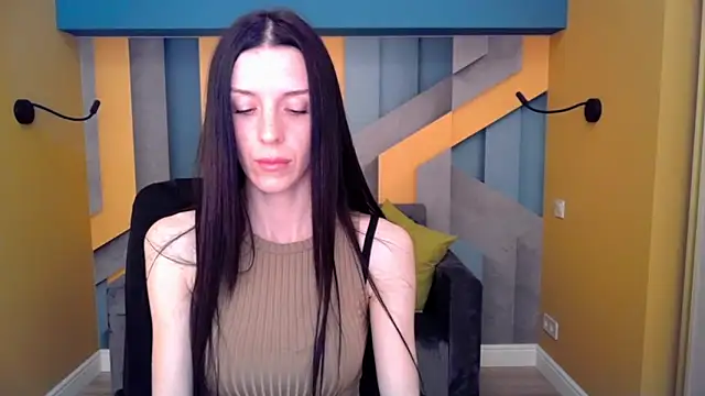 NoirDiva online show from April 2026 12:29:02 PM
