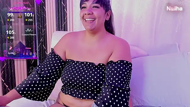 Snapshot of Cinnamon_Skin01 chatting on May 2026 06:23:02 PM Cinnamon Skin01 online show from May 2026 06:23:02 PM