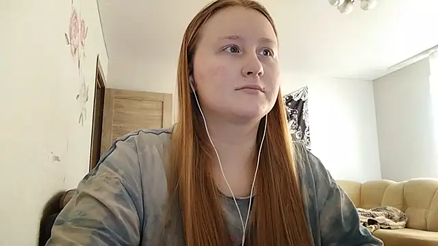 AnikaLipps online show from February 2026 01:22:01 PM