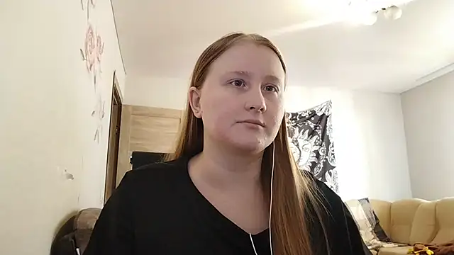 Snapshot of AnikaLipps chatting on April 2026 09:44:01 AM AnikaLipps online show from April 2026 09:44:01 AM