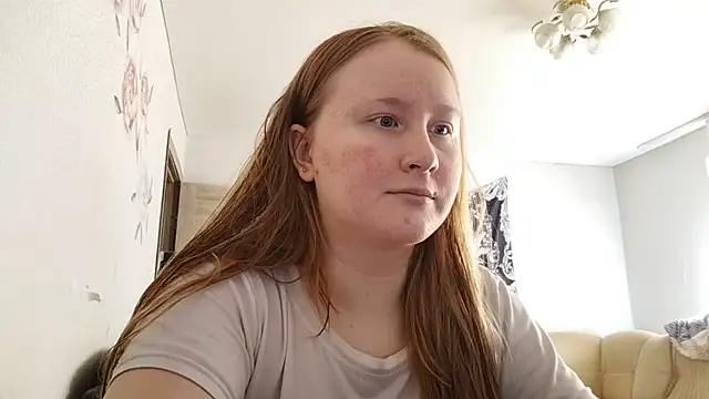 Snapshot of AnikaLipps chatting on June 2026 04:01:01 PM AnikaLipps online show from June 2026 04:01:01 PM