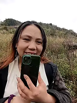 Pretty girl 2 online show from March 2026 06:08:02 AM