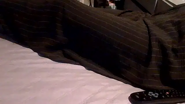 luanahot1 online show from May 2026 11:51:02 AM