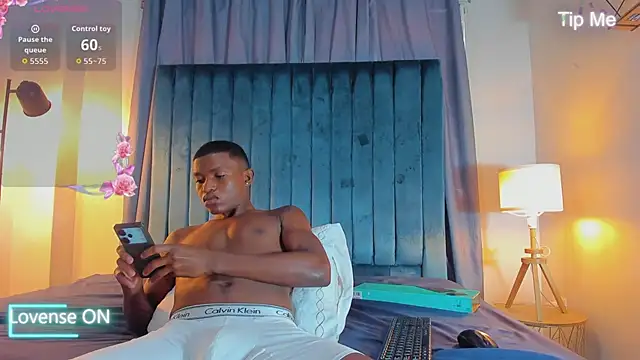 Snapshot of hanssmitt chatting on February 2026 07:15:02 PM hanssmitt online show from February 2026 07:15:02 PM