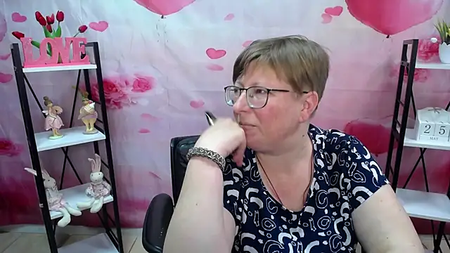 RadaChudna online show from May 2026 12:33:02 PM