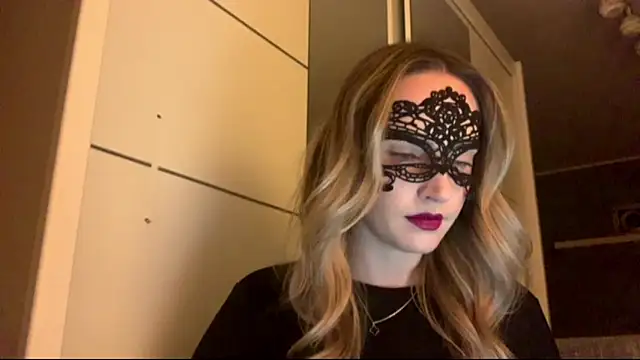 Snapshot of AmelieHot chatting on February 2026 06:59:02 PM AmelieHot online show from February 2026 06:59:02 PM