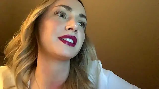 Snapshot of AmelieHot chatting on February 2026 05:22:02 PM AmelieHot online show from February 2026 05:22:02 PM