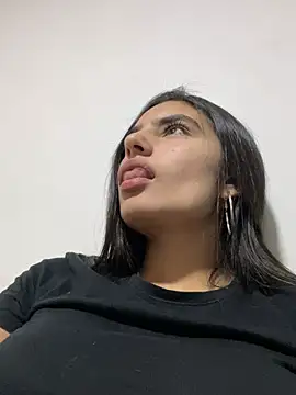 Snapshot of scarleth_zin chatting on May 2026 03:58:01 AM scarleth zin online show from May 2026 03:58:01 AM