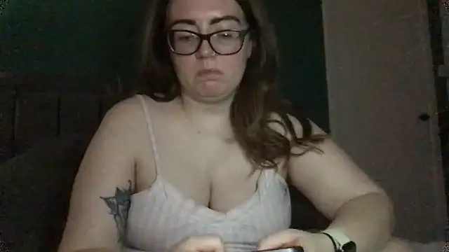 Snapshot of CurvyBx chatting on March 2026 09:20:01 PM CurvyBx online show from March 2026 09:20:01 PM