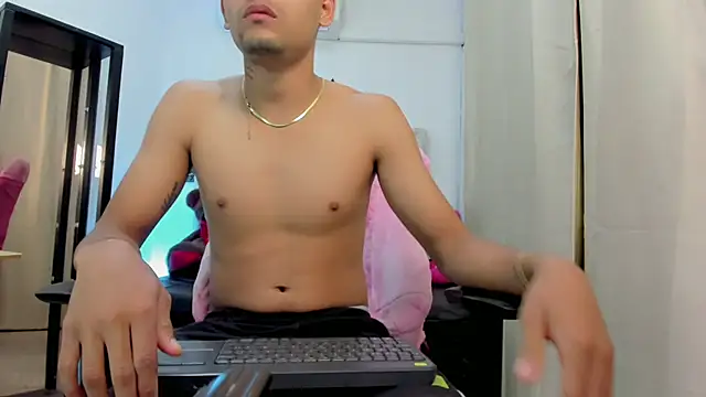 Snapshot of Matheoo_ chatting on February 2026 03:38:02 AM Matheoo online show from February 2026 03:38:02 AM