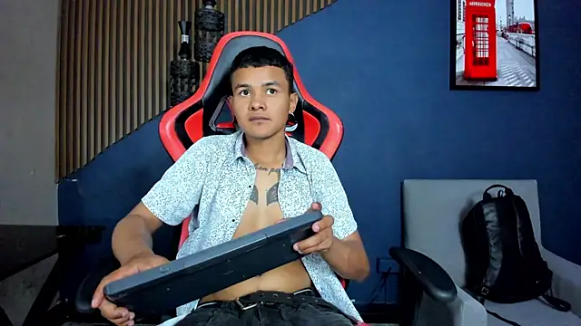 Snapshot of TylerGandi chatting on February 2026 08:51:01 PM TylerGandi online show from February 2026 08:51:01 PM