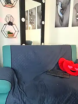 Natt honey online show from May 2026 01:51:01 PM