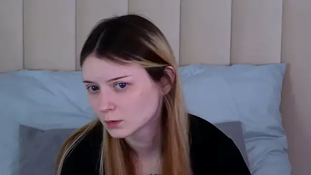 AlyssFrost online show from July 2026 01:58:01 AM