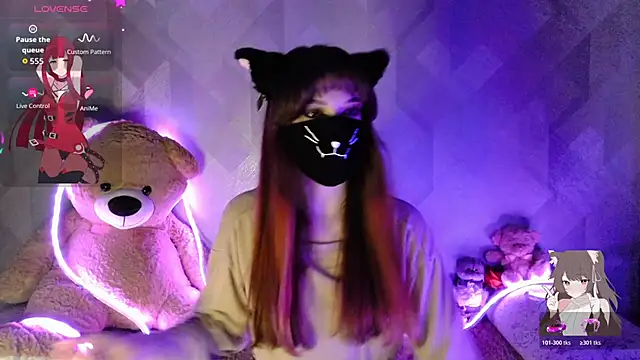 llonaMask online show from March 2026 04:54:01 PM