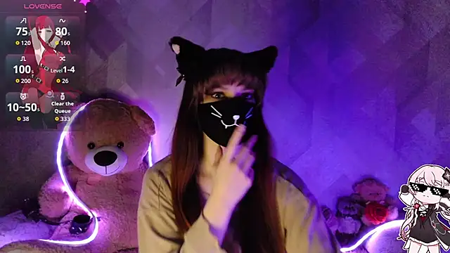 llonaMask online show from April 2026 07:47:02 PM