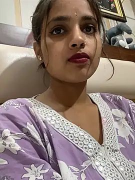 samayra1144 online show from June 2026 07:07:01 AM