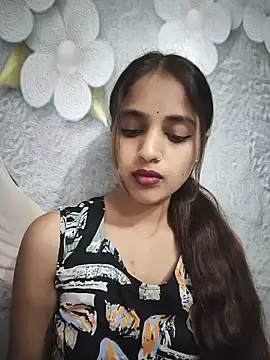 samayra1144 online show from June 2026 06:08:01 AM