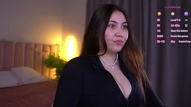 Snapshot of Lina_Loon chatting on March 2026 04:04:01 PM Lina Loon online show from March 2026 04:04:01 PM