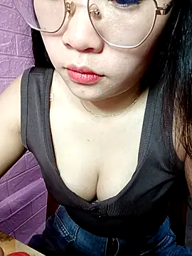 Eye-squirt online show from February 2026 02:01:02 AM