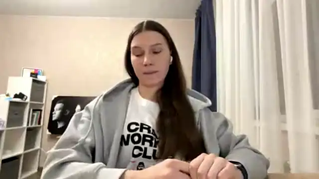 Snapshot of CloudyTube chatting on February 2026 04:36:01 PM CloudyTube online show from February 2026 04:36:01 PM