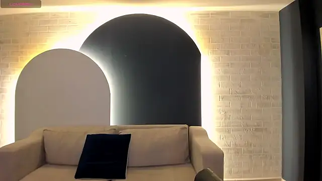 GiannaBrooks online show from February 2026 12:26:01 PM