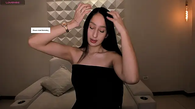AmaraDivine online show from May 2026 12:10:01 PM