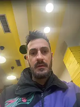 livegreek online show from April 2026 05:52:01 AM