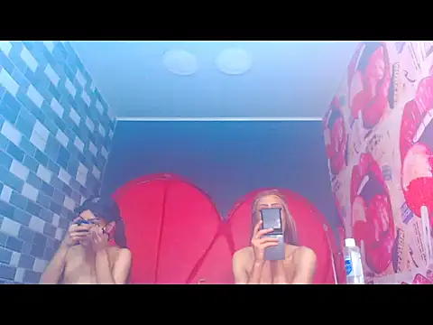 Snapshot of charlottxjuless chatting on February 2026 02:06:01 PM charlottxjuless online show from February 2026 02:06:01 PM