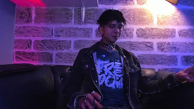 Snapshot of Maximoking26 chatting on February 2026 04:22:01 AM Maximoking26 online show from February 2026 04:22:01 AM