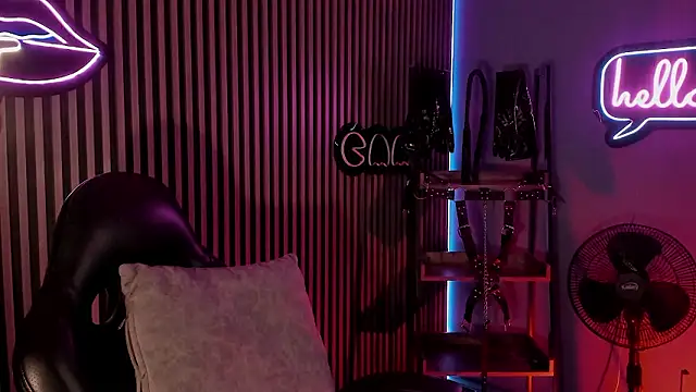 Maximoking26 online show from March 2026 12:48:01 AM