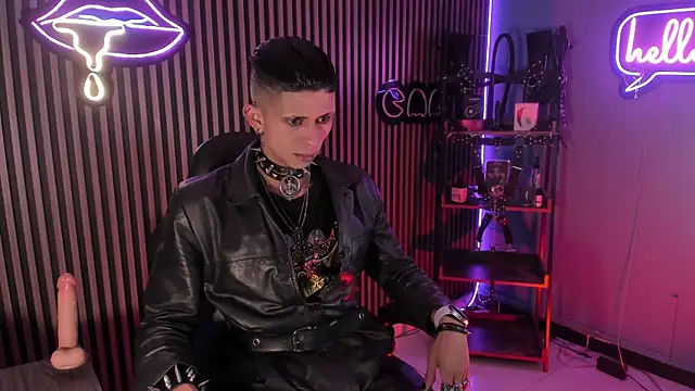 Maximoking26 online show from April 2026 08:47:01 AM