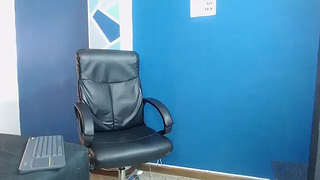 goodgirlxxl online show from February 2026 02:10:01 AM